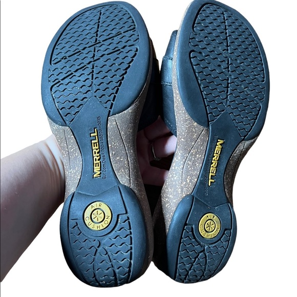 Merrell Black Sandals with Buckle Size 9 - Picture 2 of 4